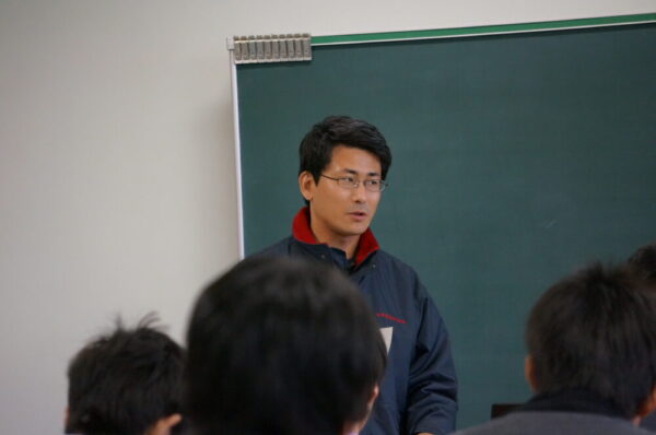 大分大学の新入生合宿研修会での後藤先生